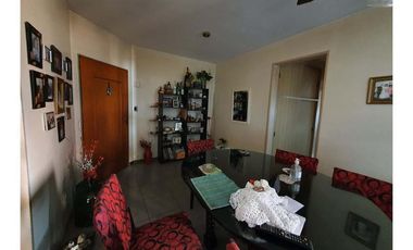 MUY LINDO DEPARTAMENTO  4 AMBIENTES EN EXCELENTE UBICACIÓN