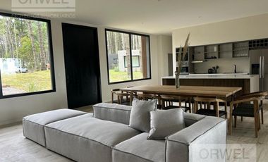 Increíble Casa Amueblada en Costa Esmeralda!