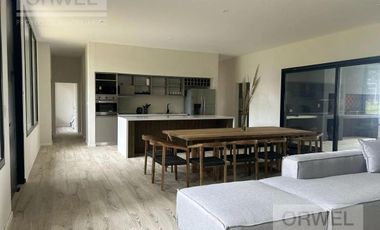 Increíble Casa Amueblada en Costa Esmeralda!