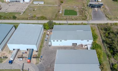 Alquiler - Nave - Parque Industrial del Oeste - 1500m2