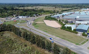 Alquiler - Nave - Parque Industrial del Oeste - 1500m2