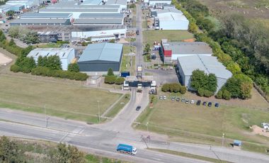 Alquiler - Nave - Parque Industrial del Oeste - 1500m2
