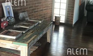 Casa de 3 dormitorios en venta en Echeverria del Lago | Posible permuta