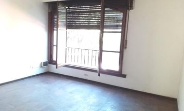 ALQUILER DE DEPARTAMENTO DE 3 AMBIENTES 1º PISO DE RAMOS MEJIA NORTE