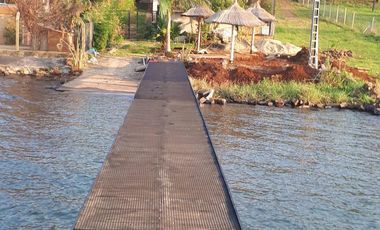 Se vende importante  casa sobre el río  - Posadas