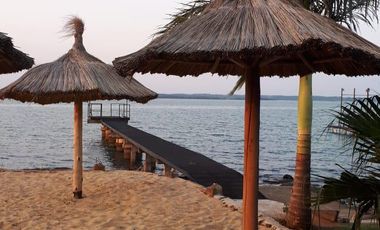 Se vende importante  casa sobre el río  - Posadas