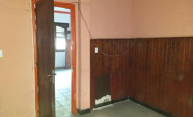 ALQUILER DE DEPARTAMENTO DE 3 AMBIENTES PLANTA BAJA EN RAMOS MEJIA NORTE