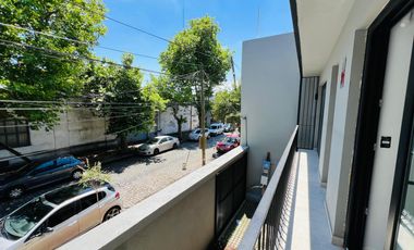 Departamento de 2 ambientes CON DETALLES DE CATEGORÍA en venta, en San Isidro.