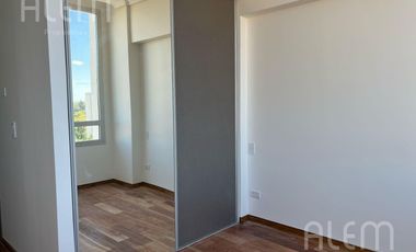 Departamento de 3 dormitorios en venta en Lomas de Zamora Oeste