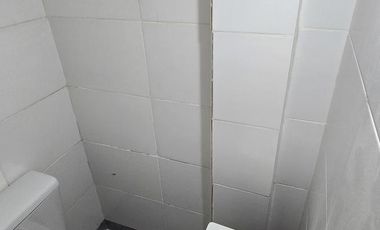 DEPARTAMENTO DE 3 AMBIENTES CON BALCON Y COCHERA EN ALQUILER. OLIVOS