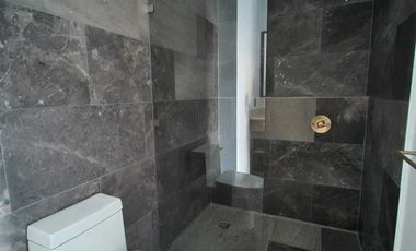Depto. de 3 recámaras en ARTHOUSE con Refri/Lavasecadora/cortinas