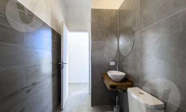 Casa en venta con renta - Barrio Santa Ines, Canning