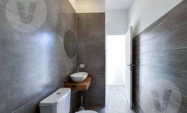 Casa en venta con renta - Barrio Santa Ines, Canning