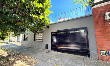 Venta Casa en Banfield Este