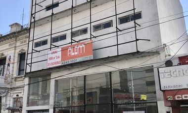 Imponente Local de más de 1800m2 en Lomas