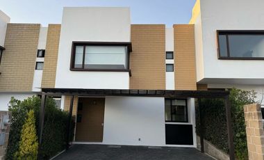 Casa en Renta Fracc Vista Bosques, a 25 min de Santa Fe, rápido acceso a la CDMX