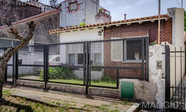 Casa 4 Ambientes Venta en Ramos Mejia