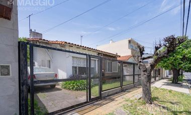 Casa 4 Ambientes Venta en Ramos Mejia