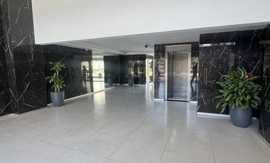 Departamento en complejo Canning Center Canning