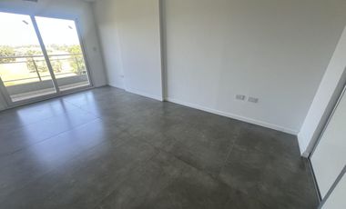 Departamento en complejo Canning Center Canning
