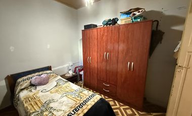 Casa 3 ambientes con cochera y patio  - Wilde