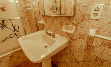 B° BOMBAL - CASA MULTIFUNCIONAL EN VENTA-4 Dormitorios-4 Baños - Ascensor- Piscina