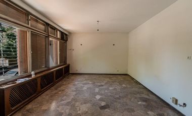 B° BOMBAL - CASA MULTIFUNCIONAL EN VENTA-4 Dormitorios-4 Baños - Ascensor- Piscina