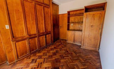 B° BOMBAL - CASA MULTIFUNCIONAL EN VENTA-4 Dormitorios-4 Baños - Ascensor- Piscina