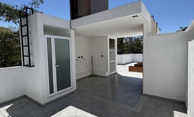 Casa en venta en Coatepec – Diseño vanguardista, habitación en PB y Roof garden