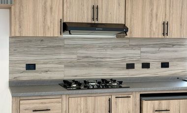 Casa en venta en Coatepec – Diseño vanguardista, habitación en PB y Roof garden