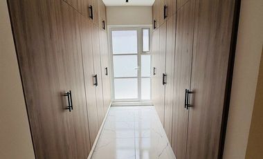 Casa en venta en Coatepec – Diseño vanguardista, habitación en PB y Roof garden