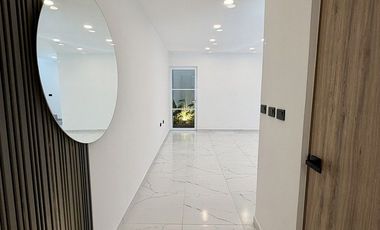 Casa en venta en Coatepec – Diseño vanguardista, habitación en PB y Roof garden