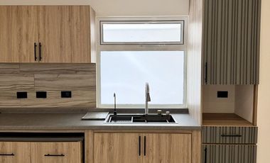 Casa en venta en Coatepec – Diseño vanguardista, habitación en PB y Roof garden