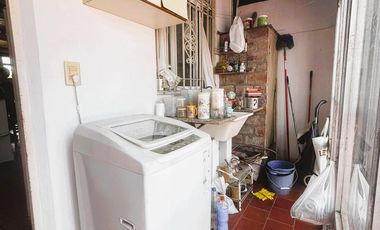 Venta - Casa en Planta Alta en Barrio Echesortu