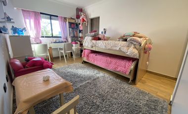 VENTA CASA DE CALIDAD 2 DORMITORIOS CON PILETA EN PUNTA CHACRA