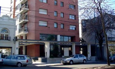 Cochera en venta en San Isidro