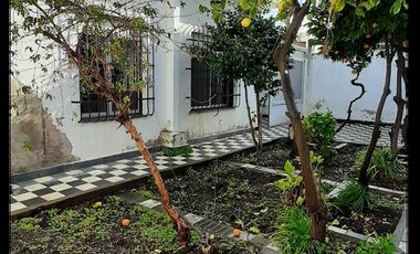 Casa en venta en calle Gallardo al 200 de la ciudad de Viedma, Rio Negro