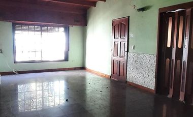 Casa en venta en calle Gallardo al 200 de la ciudad de Viedma, Rio Negro
