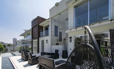 RESIDENCIA CON JARDIN EN VENTA EN BOSQUE REAL