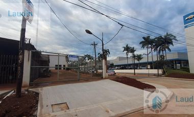 Se vende importante propiedad con amplio depósito - Garupa Limite Posadas