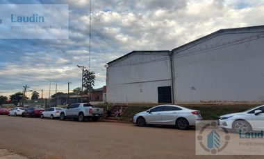 Se vende importante propiedad con amplio depósito - Garupa Limite Posadas