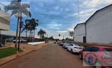 Se vende importante propiedad con amplio depósito - Garupa Limite Posadas