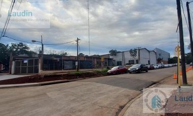 Se vende importante propiedad con amplio depósito - Garupa Limite Posadas