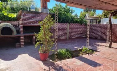 Casa en Barrio Centro Empleado de Comercio