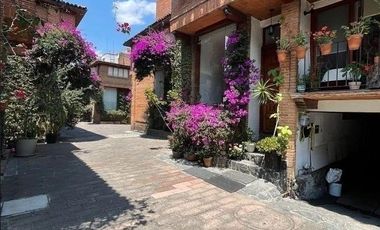 Excelente Casa en Condominio en Venta, En La Parte Baja de Las Aguilas