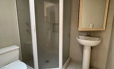 Excelente Casa en Condominio en Venta, En La Parte Baja de Las Aguilas