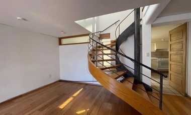 Excelente Casa en Condominio en Venta, En La Parte Baja de Las Aguilas