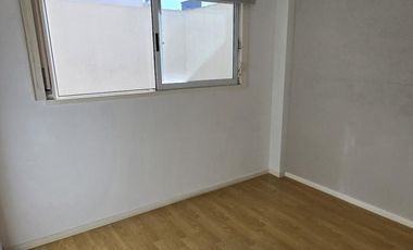 Impecable 2 Ambientes con Patio – San Martín Centro – Excelente Ubicación