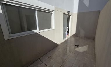 Impecable 2 Ambientes con Patio – San Martín Centro – Excelente Ubicación