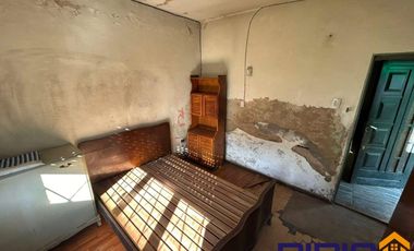 Casa venta Adrogué 2 ambientes